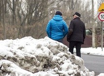 Waldek i Marek testują nową trasę, którą 23 marca z kościoła św. Patryka wyruszą uczestnicy EDK.