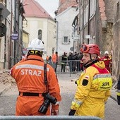 ▲	Akcja zabezpieczająca miejsce zdarzenia była wspólnym działaniem kilku służb z różnych stron województwa.