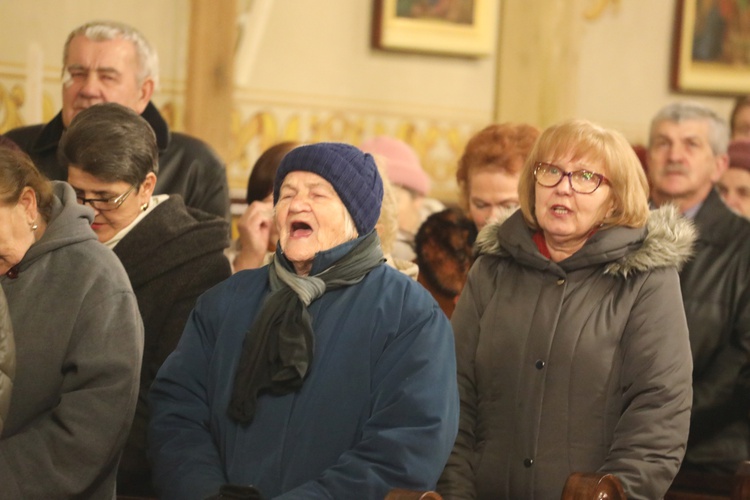 Poświęcenie sztandaru Rycerzy Kolumba w Gilowicach