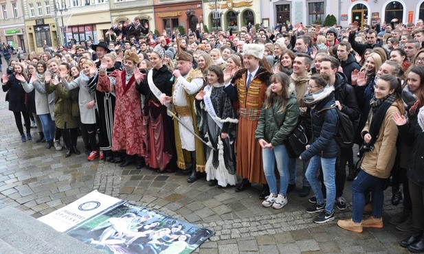 Ruszyli do poloneza!