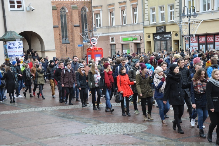 Polonez na opolskim Rynku