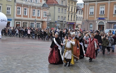 Polonez na opolskim Rynku