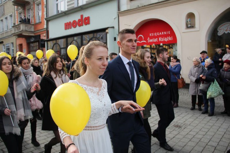 Polonez na zielonogórskiej starówce