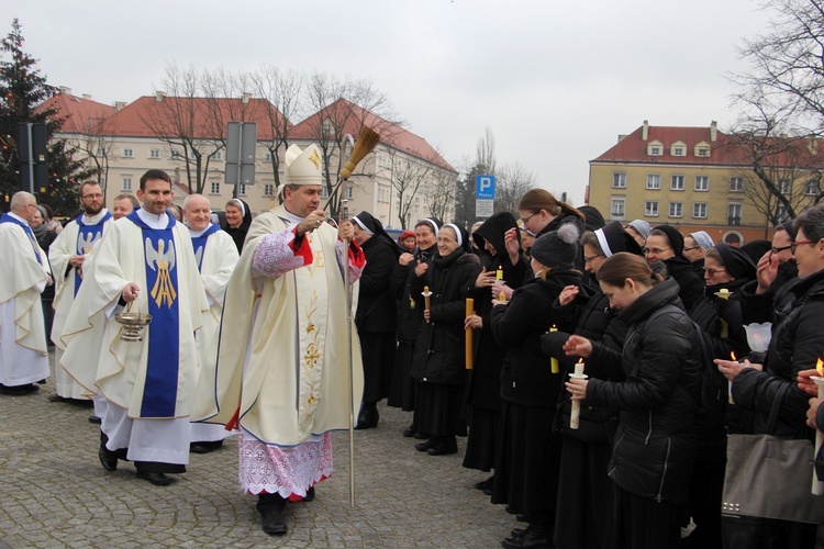 Diecezjalne obchody Dnia Życia Konsekrowanego w Łowiczu