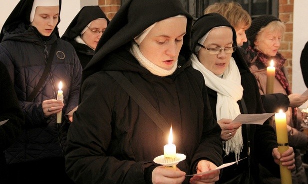 Uczestnicy odnowili przyrzeczenia zakonne