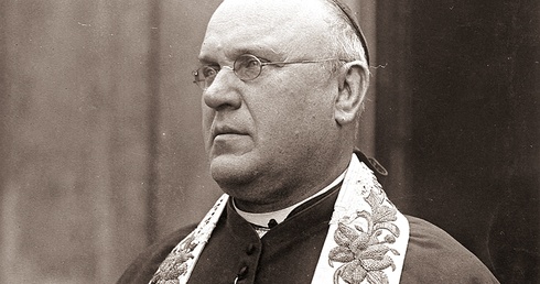 Abp Aleksander Kakowski, metropolita warszawski.
