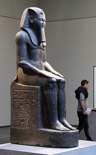 Posąg faraona Ramzesa II z XIII w. p.n.e.
