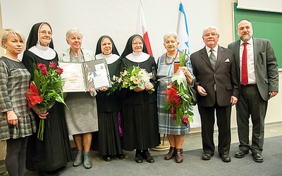W uroczystościach w Gnieźnie wzięli udział krewni i przedstawicielki rodziny zakonnej s. Tekli.