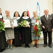 W uroczystościach w Gnieźnie wzięli udział krewni i przedstawicielki rodziny zakonnej s. Tekli.