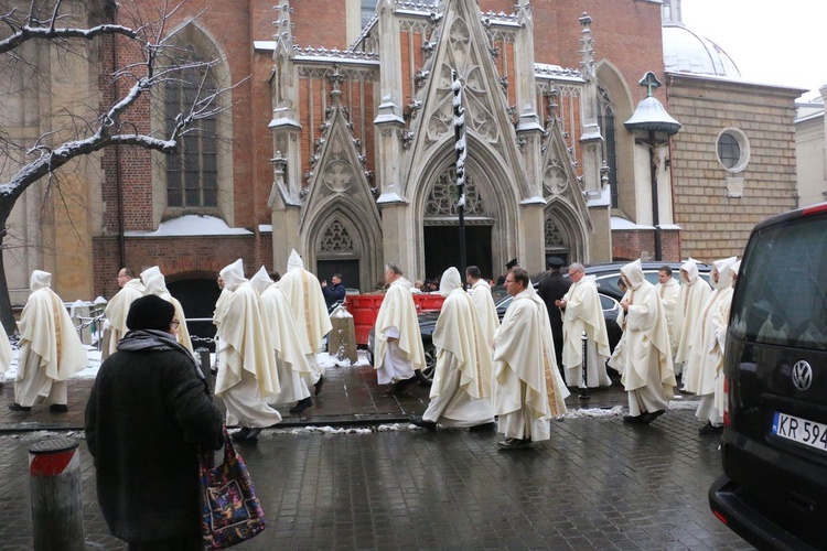 Pogrzeb o. Reginalda Wiśniowskiego - najstarszego dominikanina polskiego