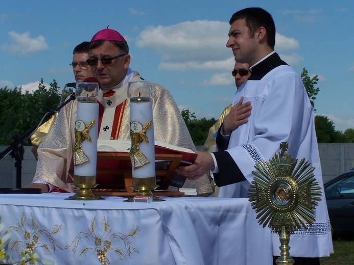 Abp Józef na fotografii