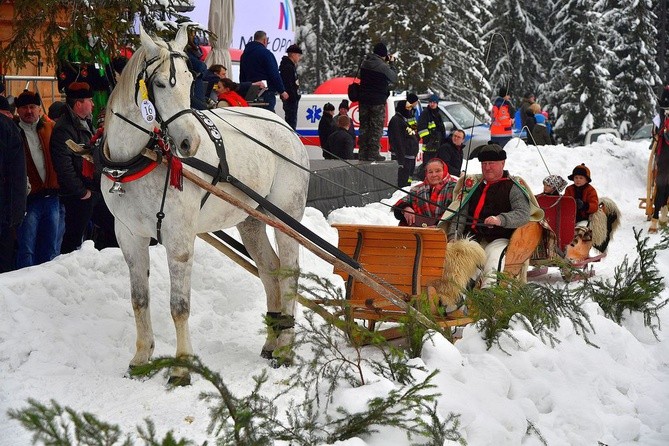 Góralskie wyścigi na śniegu