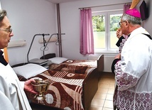 	Nowe hospicjum pobłogosławił 11 lutego bp E. Dajczak.