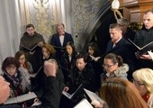 "Sancti Casimiri Cantores Radomienses" śpiewają w radomskiej katedrze