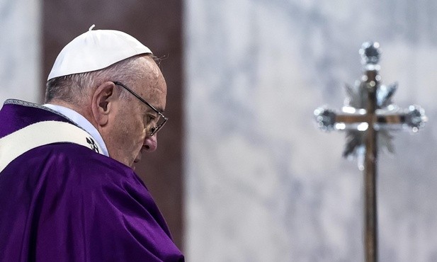Papież regularnie spotyka się z ofiarami nadużyć duchownych 