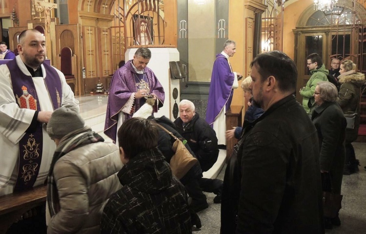 Środa Popielcowa w katedrze św. Mikołaja w Bielsku-Białej