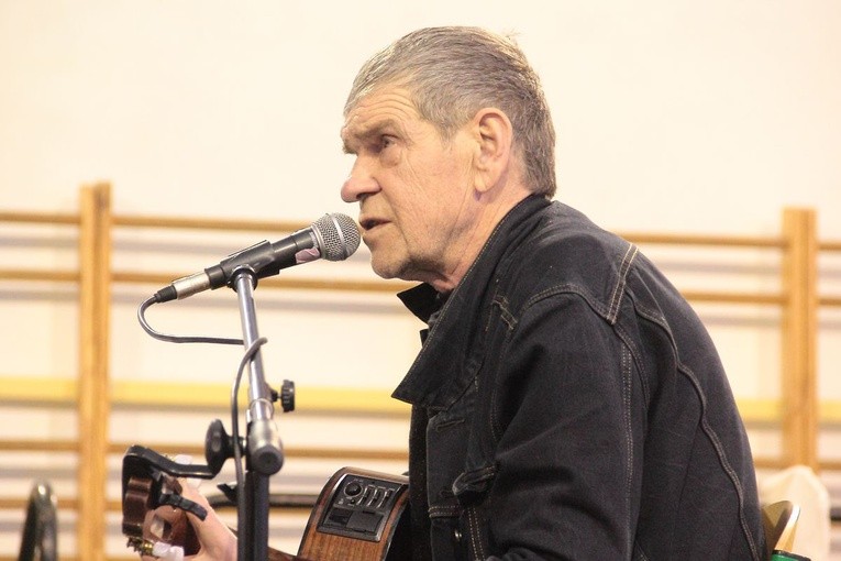 Rekolekcje na hali w Czaplinku