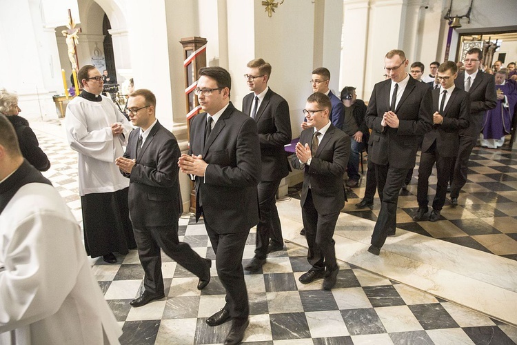 Każdy człowiek ma "demona stróża", a kleryk nawet trzech