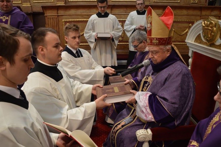 Obłóczyny i lektorat w Paradyżu
