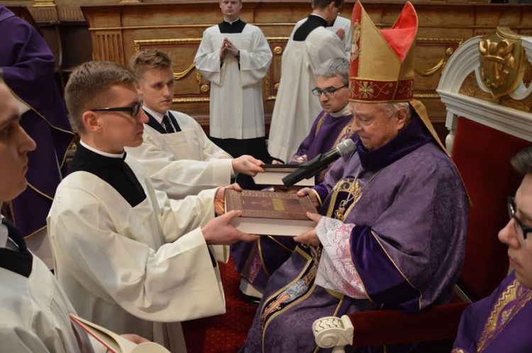 Obłóczyny i lektorat w Paradyżu