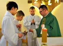 Centralnym punktem dnia była Msza św. Eucharystii przewodniczy ks. Michał Michnicki.