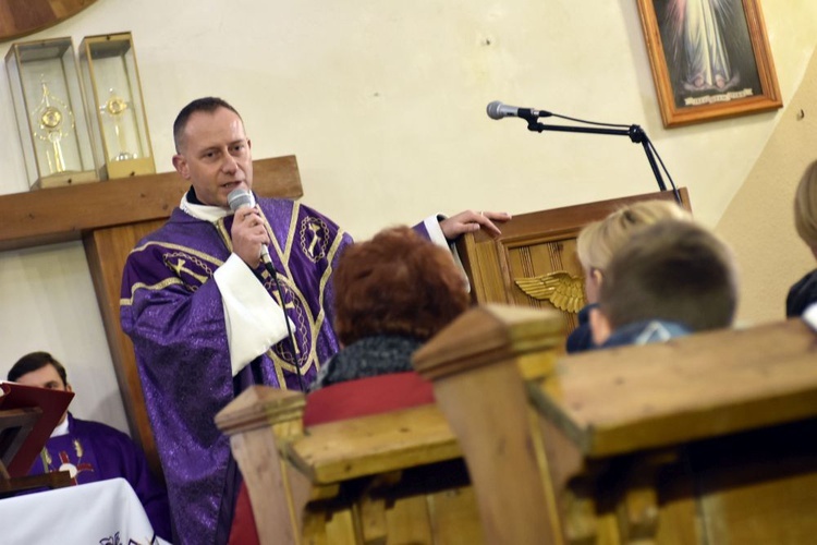 Rekolekcje z ks. Dominikiem Chmielewskim w Wałbrzychu-Konradowie