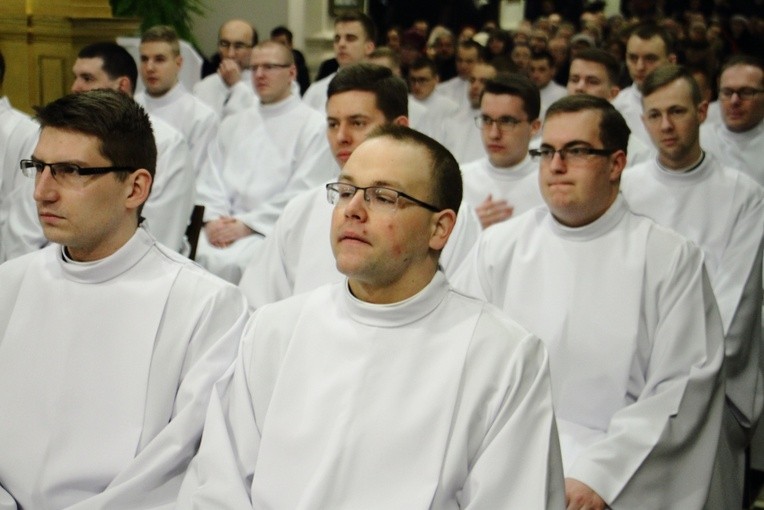 Udzielenie posługi akolitatu i lektoratu klerykom WSD w Krakowie 2018