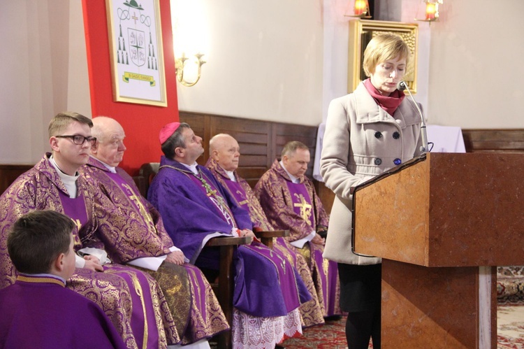 Poświęcenie witraży w Siedliskach Tuchowskich