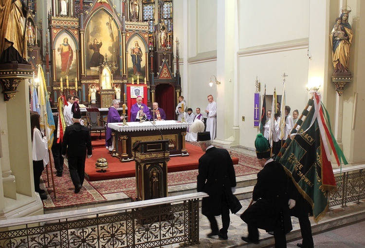 Podziękowanie bp. Andrzejowi Iwaneckiemu 