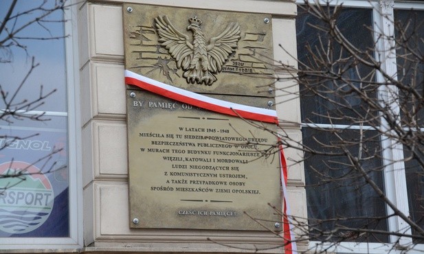 Opole upamiętniło ofiary komunizmu