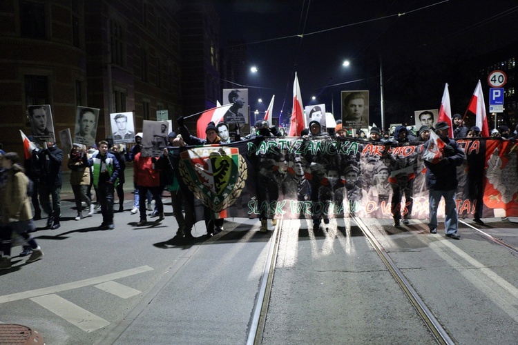 Marsz Pamięci "Bohaterowie Niepodległej. Rodzina Lazarowiczów"