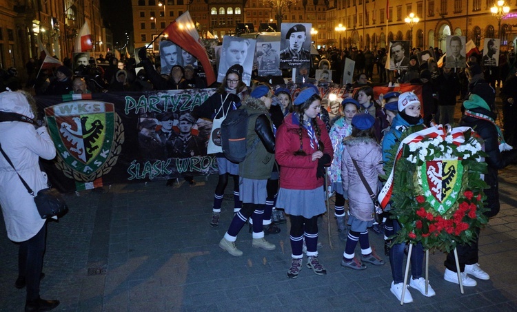 Marsz Pamięci "Bohaterowie Niepodległej. Rodzina Lazarowiczów"