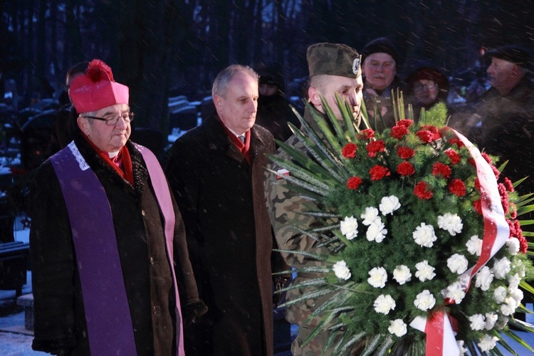 Apel Pamięci na Cmentarzu Garnizonowym