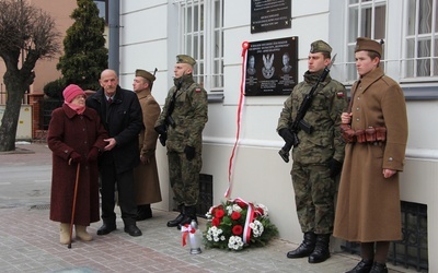 Na gmachu muzeum odsłonięto tablicę upamiętniającą żołnierzy Armii Krajowej