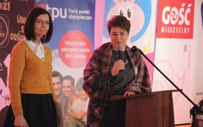 Przybyłe panie powitała Agnieszka Napiórkowska, kierownik "Gościa Łowickiego"