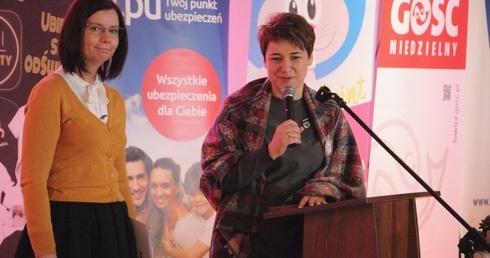 Przybyłe panie powitała Agnieszka Napiórkowska, kierownik "Gościa Łowickiego"