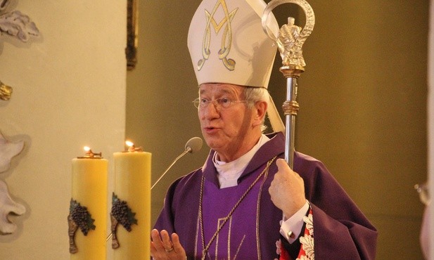 Ordynariusz łowicki bp Andrzej F. Dziuba
