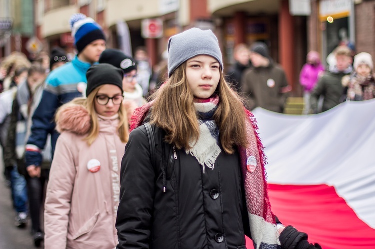 Cześć i chwała bohaterom