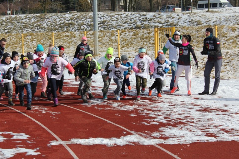 VI bieg "Tropem Wilczym" Nowa Ruda-Słupiec