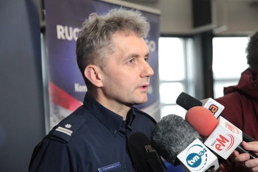 Premiera policyjnego spotu "Kochaj - zapinaj (w) pasy"