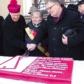 Na torcie znalazły się wszystkie wygłoszone przed 80 laty prawdy. 