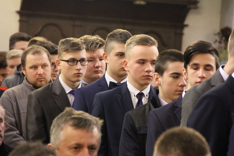 Bierzmowanie z Zakliczynie 2018, cz. 1