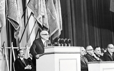 Słynne przemówienie W. Gomułki na wiecu PZPR w Warszawie 19 marca 1968 r.