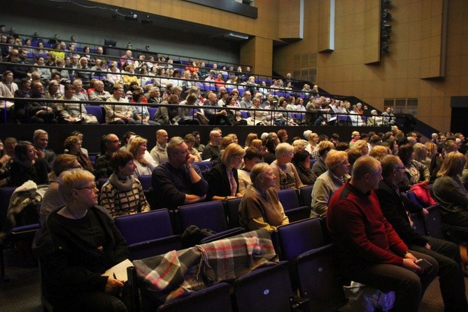 Sympozjum naukowe o darach Ducha Świętego