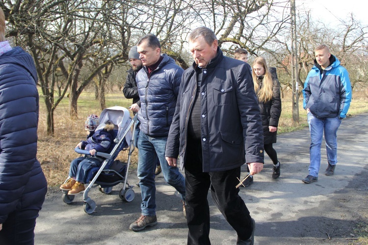 Droga Krzyżowa na Szczereż