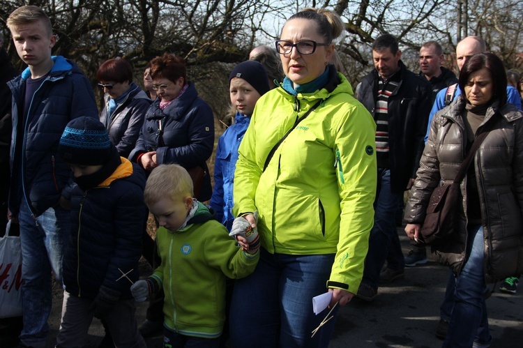 Droga Krzyżowa na Szczereż