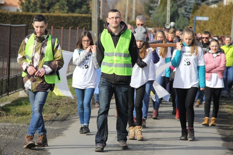 Droga Krzyżowa na Szczereż