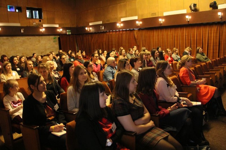 Konferencja dla kobiet