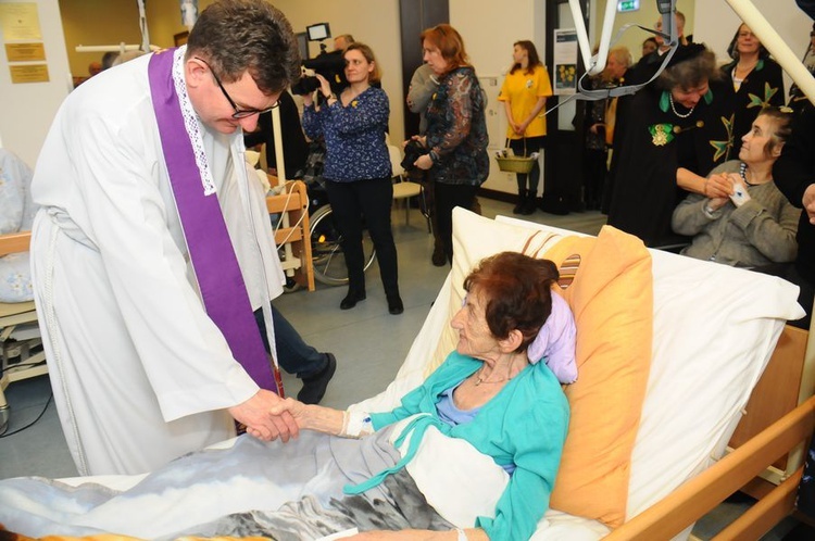 Abp Marek Jędraszewski w Domu Hospicyjnym św. Łazarza