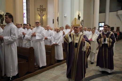 Nowo ustanowieni Nadzwyczajni Szafarze Komunii Świętej